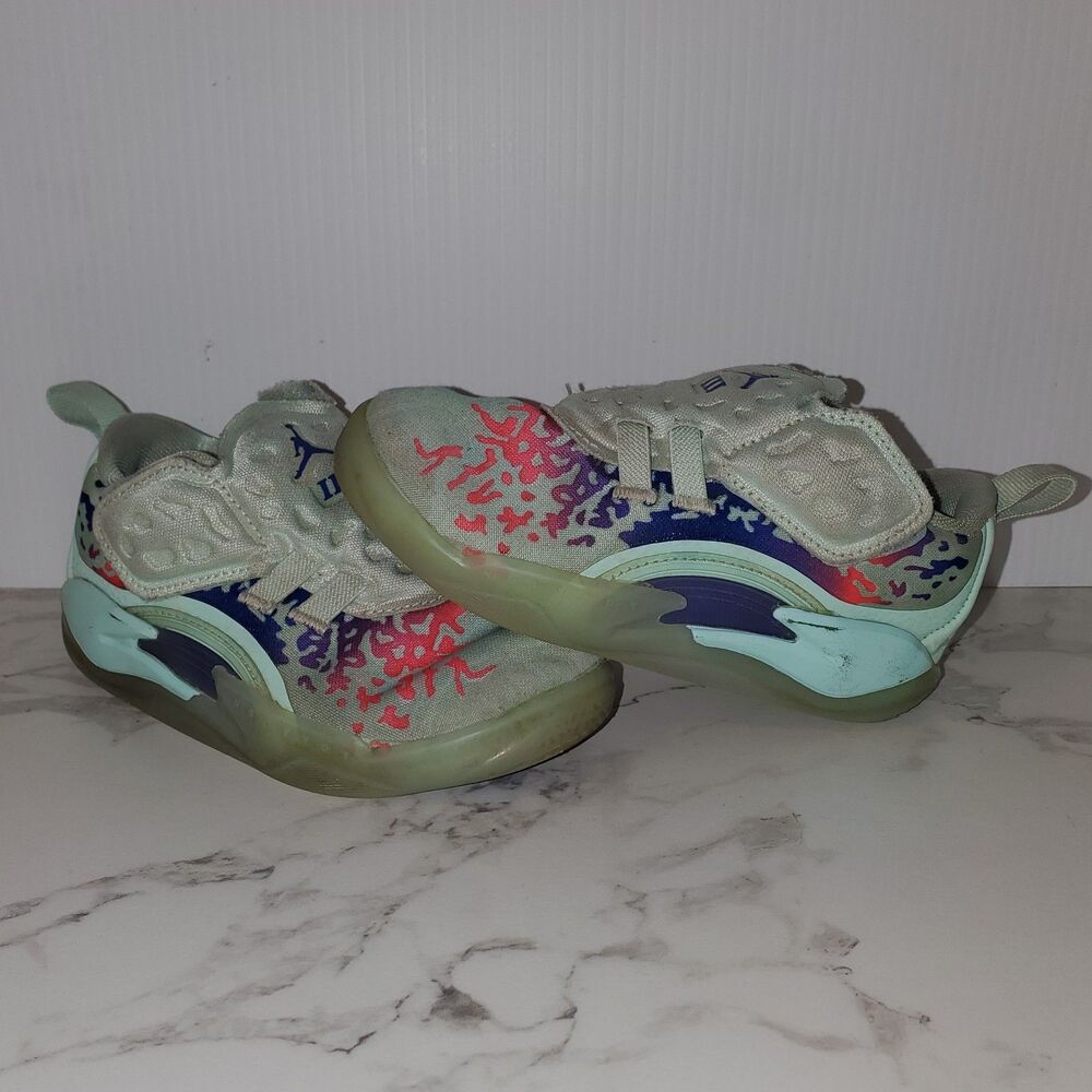 Jordan Zion 3 Toddlers Size 9C